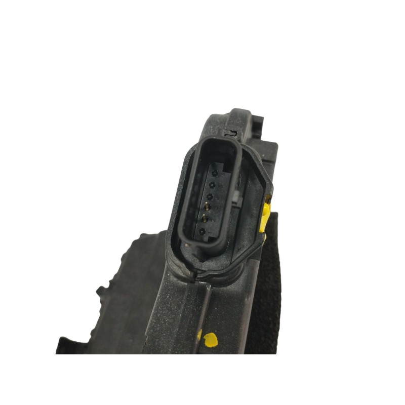 CERRADURA PUERTA TRASERA DERECHA