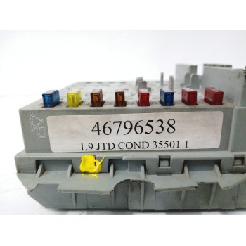Recambio de caja reles / fusibles para fiat stilo (192) 1.9 jtd cat referencia OEM IAM  OBSERVAR FOTOS 