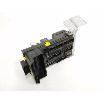 Recambio de caja reles / fusibles para hyundai sonata (y4) 2.5 v6 cat referencia OEM IAM   