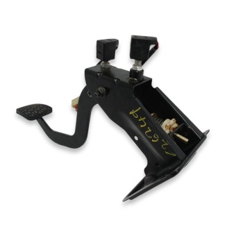 Recambio de pedal embrague para hyundai h350 kasten 2.5 crdi cat referencia OEM IAM 4140059000  