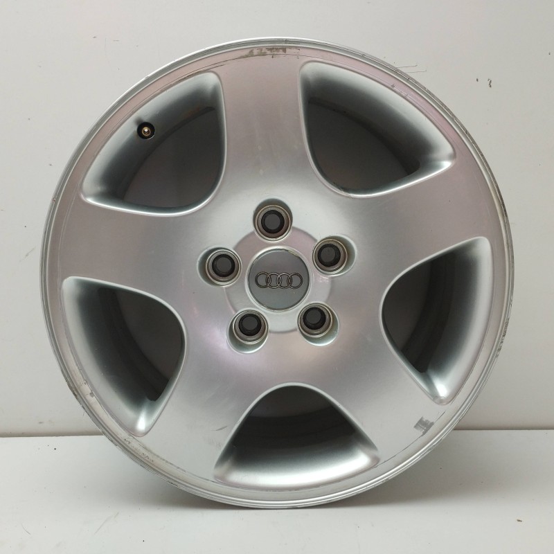 Recambio de llanta para audi a6 avant (4b5) 2.5 v6 24v tdi referencia OEM IAM 8D0601025C 7JX16H2 ET35 5H 5X110