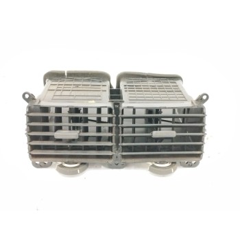 Recambio de rejilla aireadora para kia sportage 2.0 crdi referencia OEM IAM 80335148 CENTRAL 