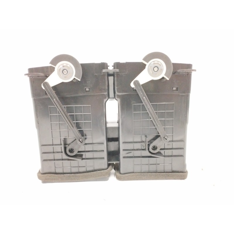 REJILLA AIREADORA CENTRAL