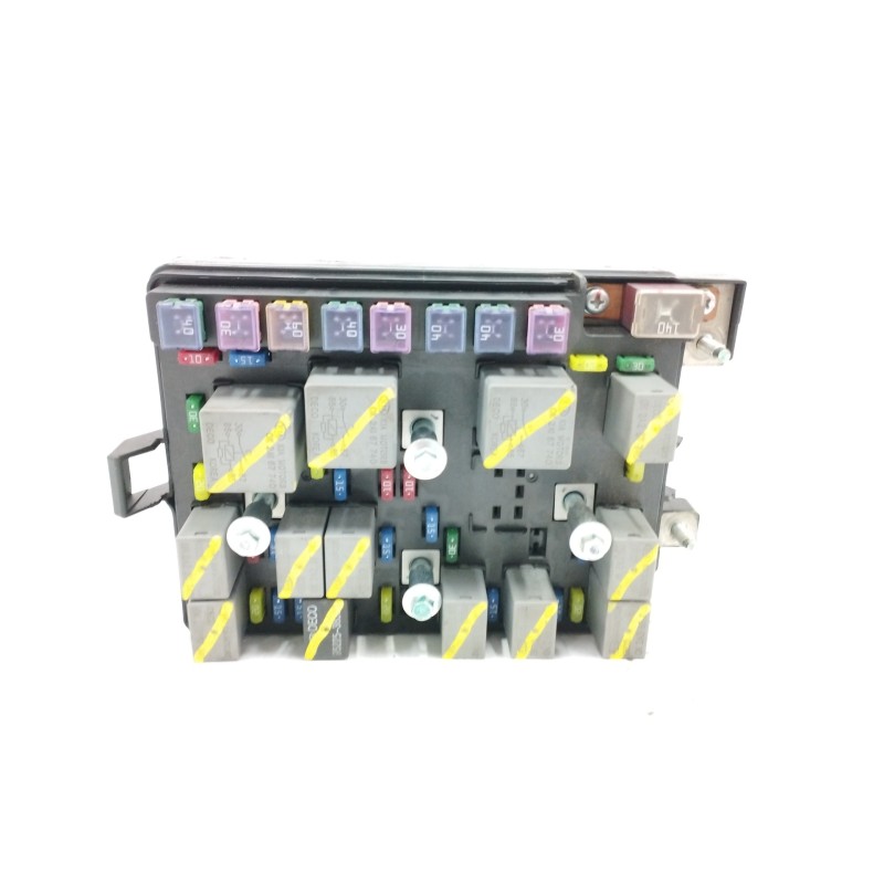 Recambio de caja reles / fusibles para kia sportage 2.0 crdi referencia OEM IAM 919511F240  