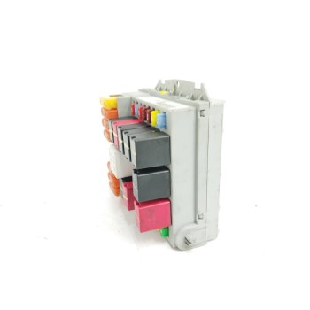 Recambio de caja reles / fusibles para fiat croma (194) 1.9 8v multijet dynamic referencia OEM IAM 51738102 57657 