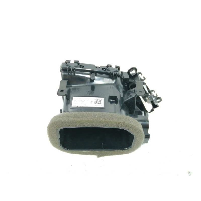 REJILLA AIREADORA CENTRAL IZQUIERDA