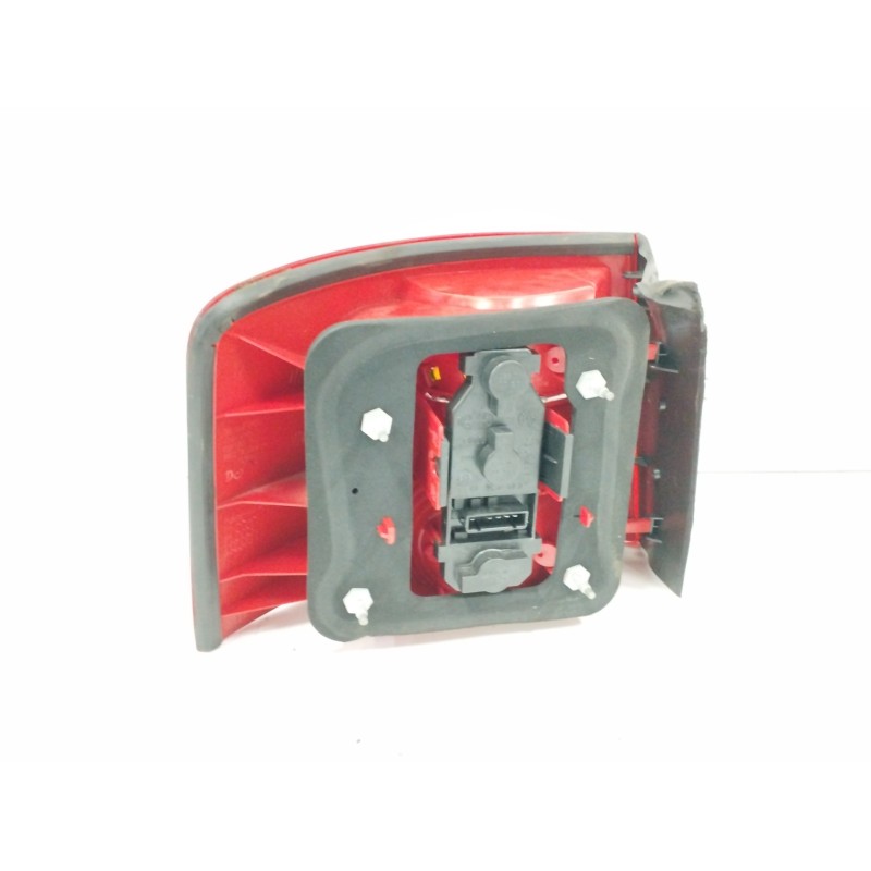 PILOTO TRASERO DERECHO