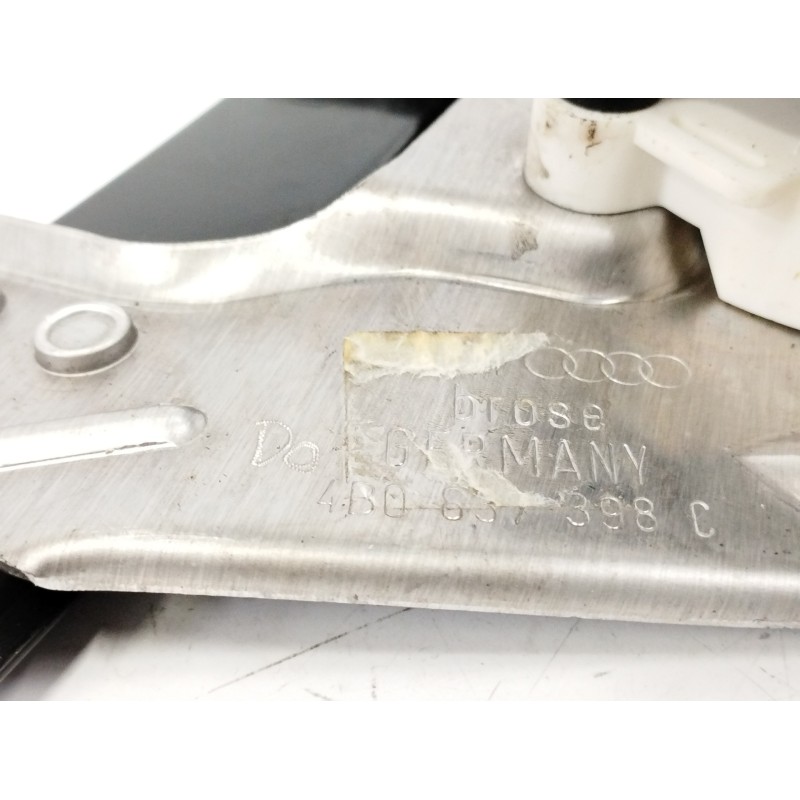 ELEVALUNAS DELANTERO DERECHO