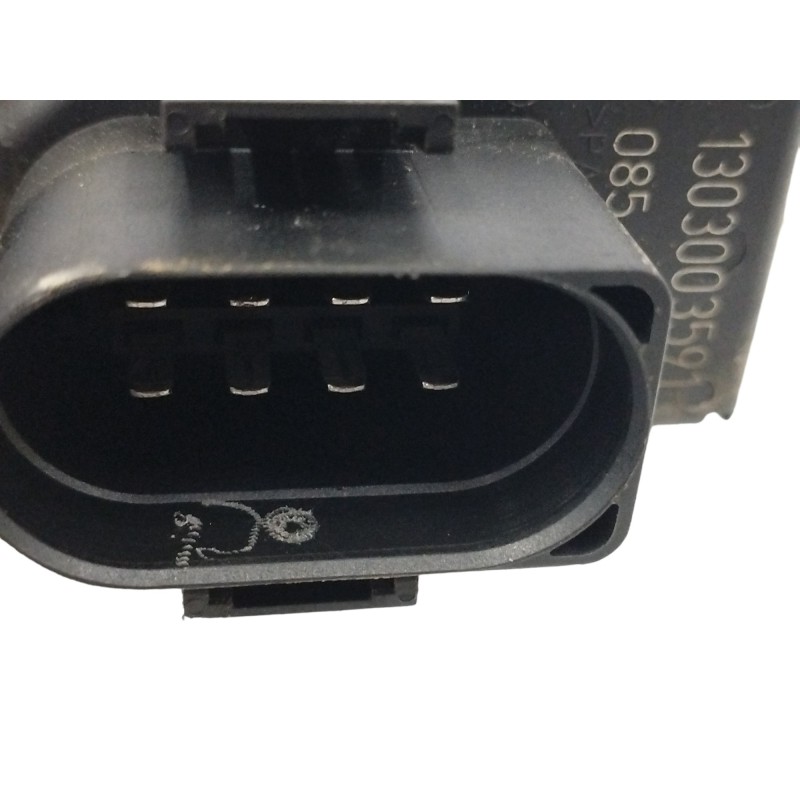 ELEVALUNAS TRASERO DERECHO