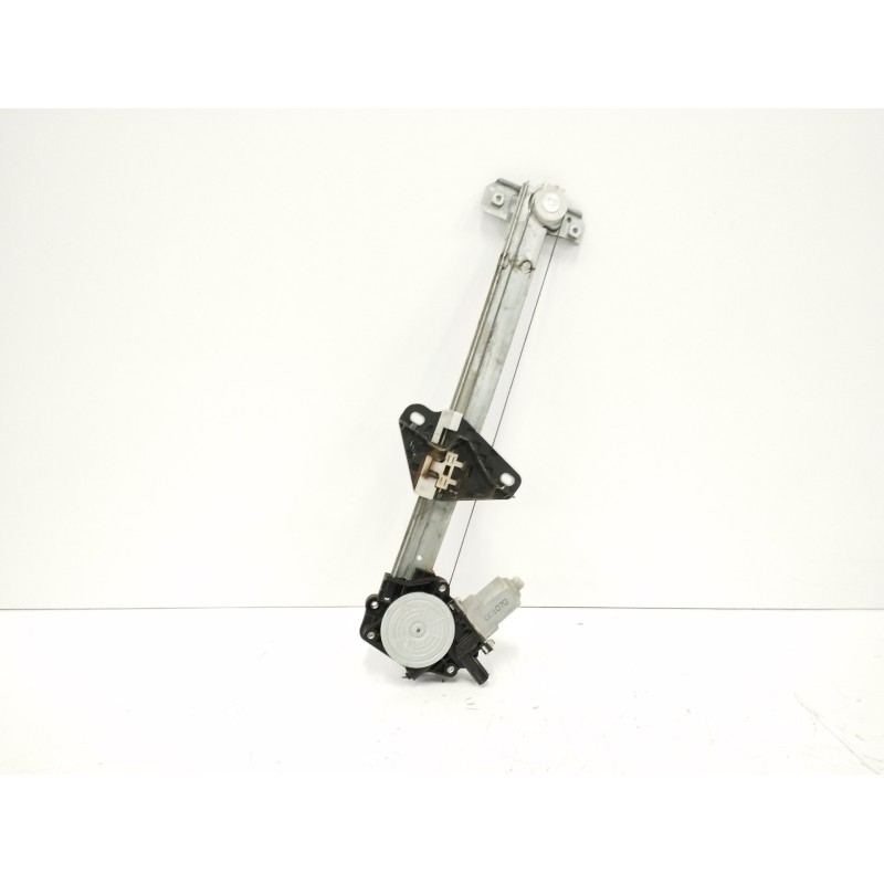 ELEVALUNAS TRASERO DERECHO