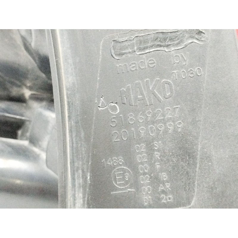 PILOTO TRASERO DERECHO 20190999