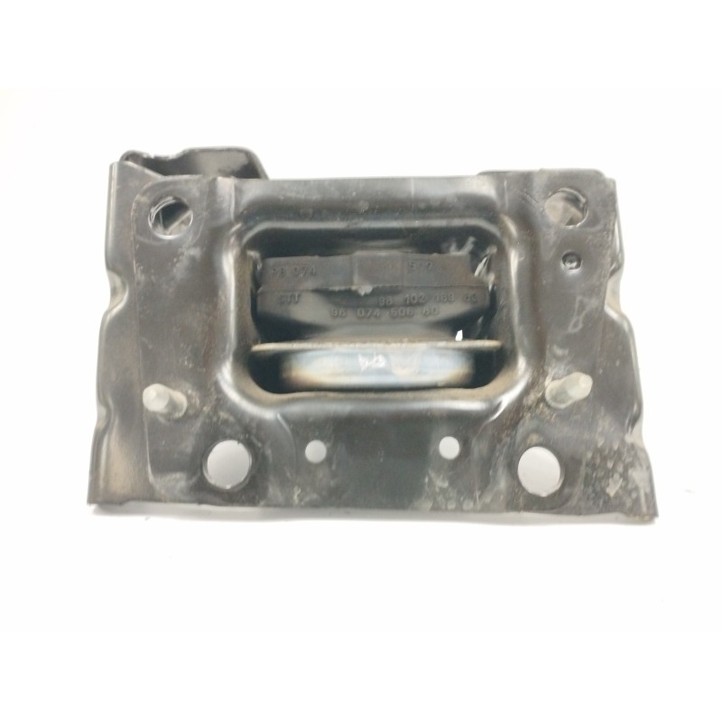 SOPORTE MOTOR IZQUIERDO