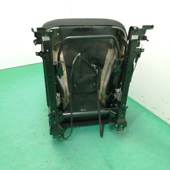 Recambio de asiento trasero medio para toyota verso 1.6 16v cat referencia OEM IAM   
