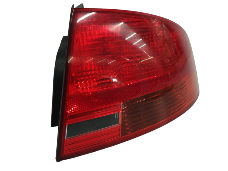Recambio de piloto trasero derecho para audi a4 berlina (8e) 2.0 tdi referencia OEM IAM 8E5945096 Recambio de piloto trasero derecho para audi a4 berlina (8e) 2.0 tdi referencia OEM IAM 8E5945096