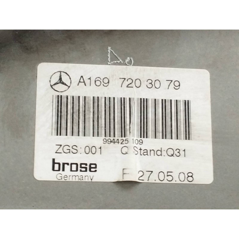 ELEVALUNAS DELANTERO DERECHO A1697203079