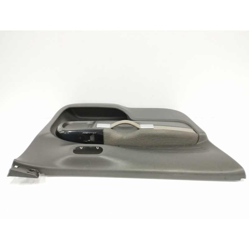 GUARNECIDO PUERTA DELANTERA IZQUIERDA NEGRO