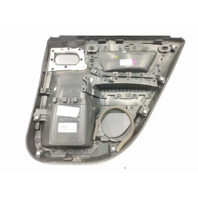 GUARNECIDO PUERTA TRASERA IZQUIERDA NEGRO