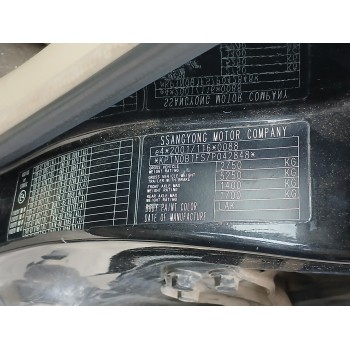Recambio de carroceria corte para ssangyong rodius 2.7 turbodiesel cat referencia OEM IAM   