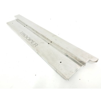 Recambio de moldura para isuzu trooper 3.0 dti (3-trg.) referencia OEM IAM  PUERTA LATERAL 