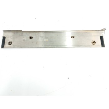Recambio de moldura para isuzu trooper 3.0 dti (3-trg.) referencia OEM IAM  PUERTA LATERAL 