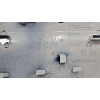 Recambio de tapa exterior combustible para peugeot 5008 1.5 blue-hdi fap referencia OEM IAM 98122157A  