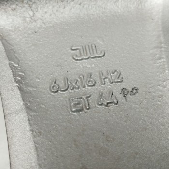 Recambio de llanta para opel meriva 1.7 16v cdti referencia OEM IAM  6JX16H2 ET44 