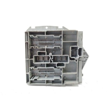 Recambio de caja reles / fusibles para fiat stilo (192) 1.9 8v jtd cat referencia OEM IAM 51781081  