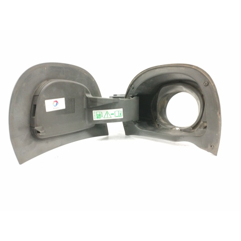 TAPA EXTERIOR COMBUSTIBLE