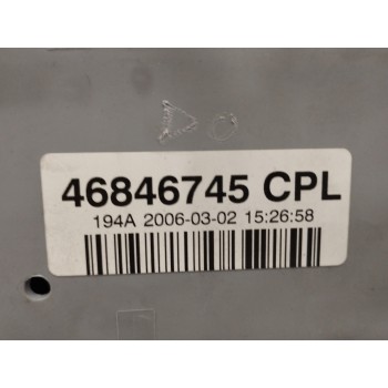 Recambio de caja reles / fusibles para fiat croma (194) 1.9 jtd 16v cat referencia OEM IAM 46846745 406620 