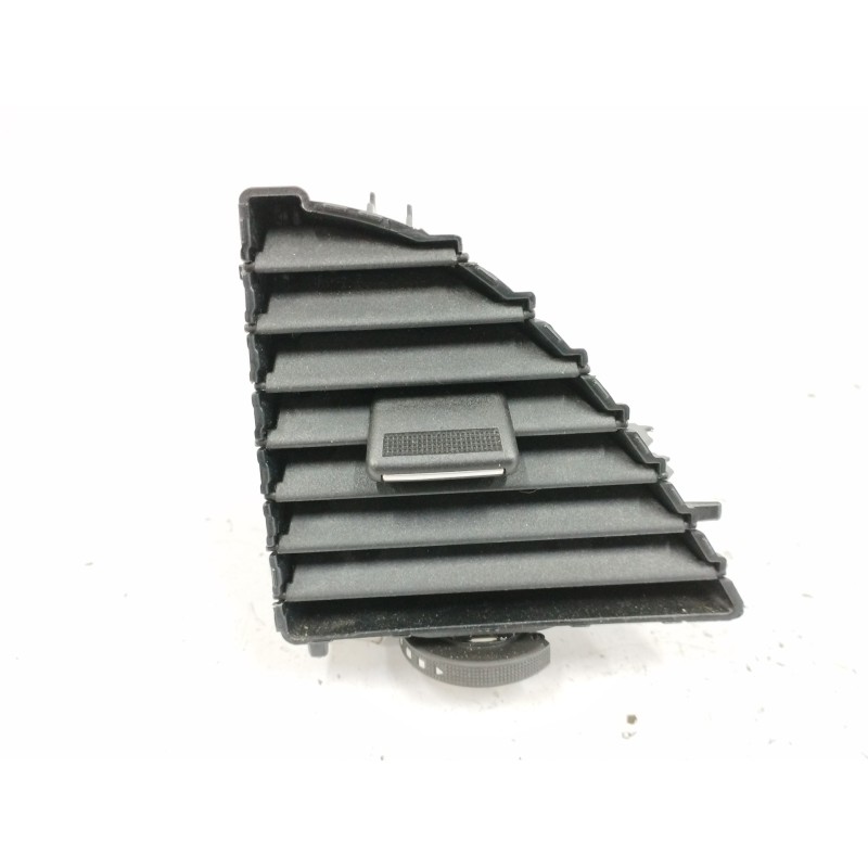 Recambio de rejilla aireadora para seat leon st (5f8) 2.0 tdi referencia OEM IAM  CENTRAL DERECHA 