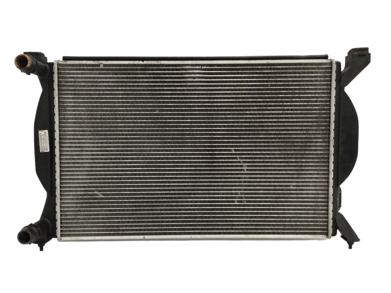 Recambio de radiador agua para audi a4 berlina (8e) 2.0 tdi referencia OEM IAM 8E0121251A  