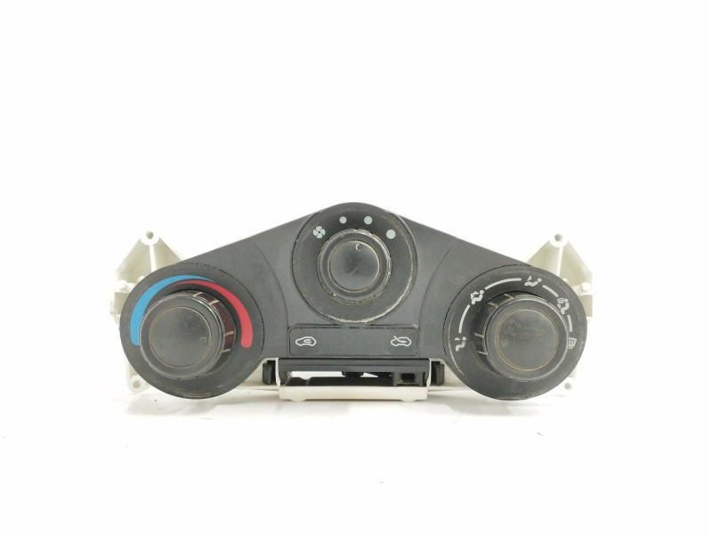 Recambio de mando calefaccion / aire acondicionado para dfsk v22 1.3 cc referencia OEM IAM 811200091 Recambio de mando calefaccion / aire acondicionado para dfsk v22 1.3 cc referencia OEM IAM 811200091