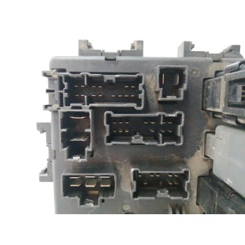 Recambio de caja reles / fusibles para nissan terrano/terrano.ii (r20) 2.7 turbodiesel referencia OEM IAM   