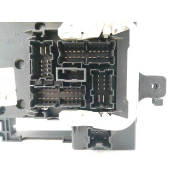 Recambio de caja reles / fusibles para nissan terrano/terrano.ii (r20) 2.7 turbodiesel referencia OEM IAM   