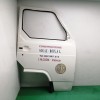 Recambio de puerta delantera derecha para nissan trade 100 3.0 turbodiesel referencia OEM IAM  NECESITA REPARACION 