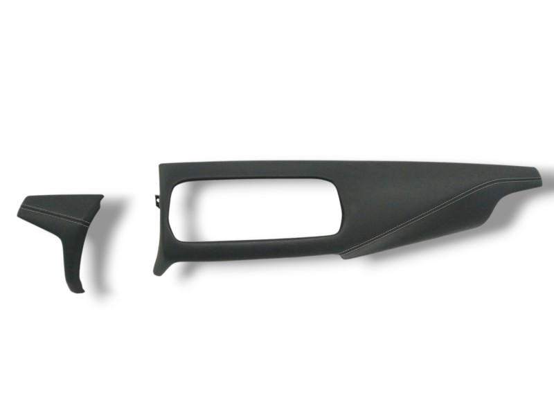 Recambio de moldura para nissan qashqai iii (j12) (2021 - ...) 1.3 dig-t hibrido suave referencia OEM IAM 682116UU0A DEL SALPICA