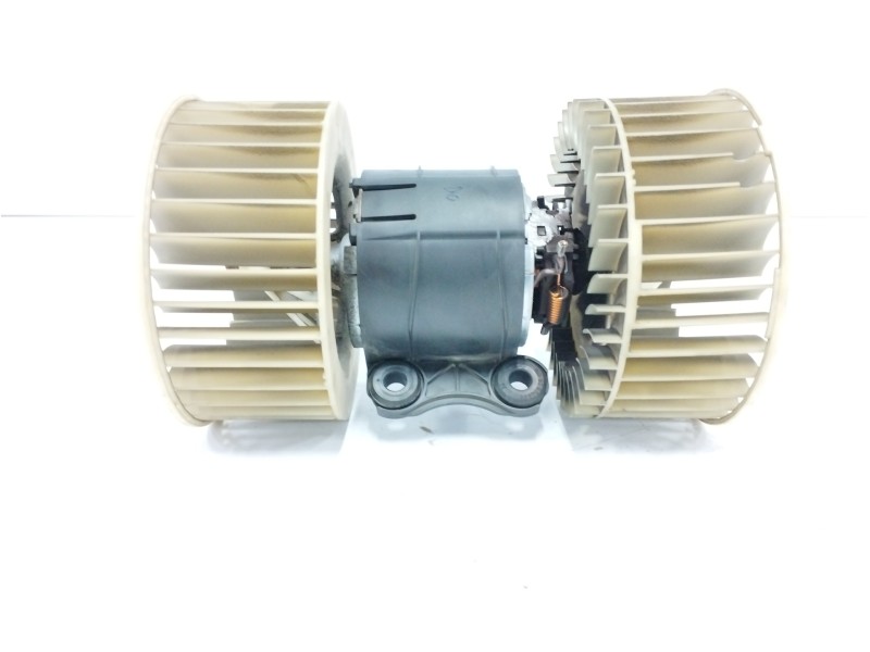 Recambio de motor calefaccion para bmw x5 (e53) 3.0 24v turbodiesel cat referencia OEM IAM 64118385558 0765017212 Recambio de motor calefaccion para bmw x5 (e53) 3.0 24v turbodiesel cat referencia OEM IAM 64118385558 0765017212