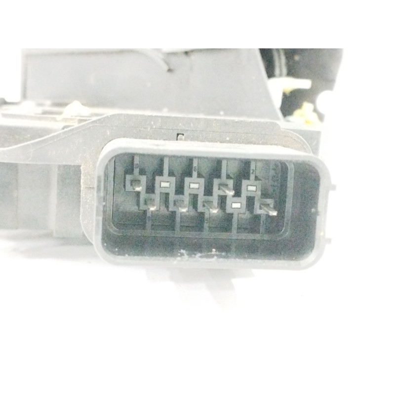 CERRADURA PUERTA TRASERA IZQUIERDA