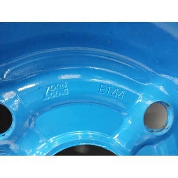 Recambio de neumatico repuesto para chevrolet lacetti 1.6 cat referencia OEM IAM  4TX15 ET44 