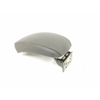 Recambio de apoyabrazos central para kia sportage 2.0 crdi referencia OEM IAM   