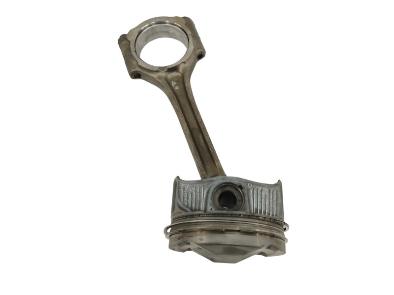 Recambio de biela para peugeot 208 1.2 12v e-thp referencia OEM IAM 9807260380 CON PISTON Recambio de biela para peugeot 208 1.2 12v e-thp referencia OEM IAM 9807260380 CON PISTON