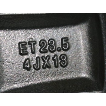 Recambio de llanta para microcar mc2 52/xy-sa 0.5 cc d referencia OEM IAM EVG 4JX13 ET23,5 