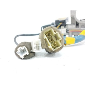 Recambio de antirrobo para ssangyong rodius 2.7 turbodiesel cat referencia OEM IAM 8697008110  