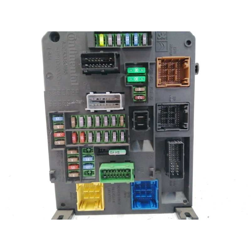 CAJA RELES / FUSIBLES S180204004B