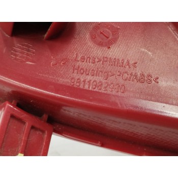 Recambio de piloto trasero izquierdo paragolpes para peugeot 5008 1.5 blue-hdi fap referencia OEM IAM 9811982980  