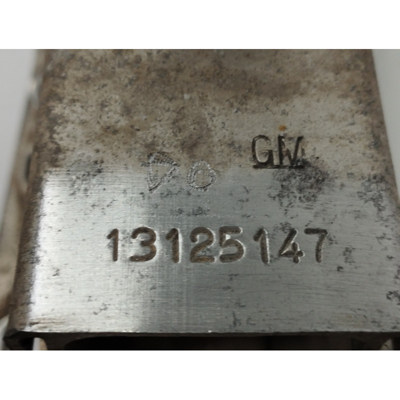 REFUERZO PARAGOLPES DELANTERO