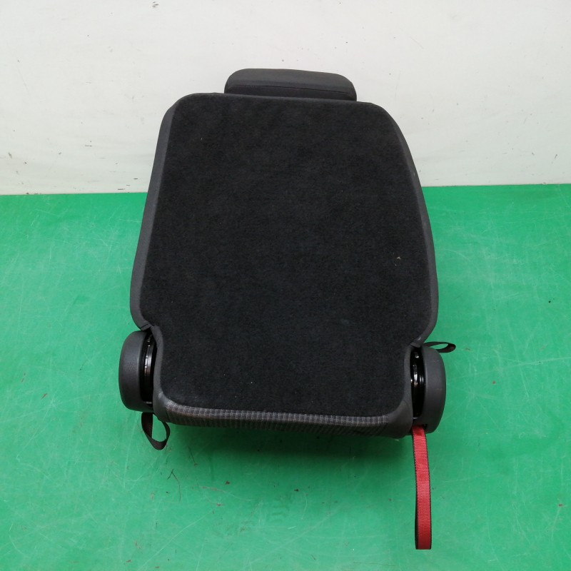 ASIENTOS TRASERO DERECHO