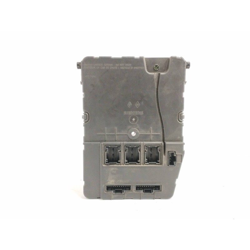 Recambio de caja reles / fusibles para renault megane ii coupe/cabrio 1.9 dci diesel referencia OEM IAM 8200351183 S118400260C 