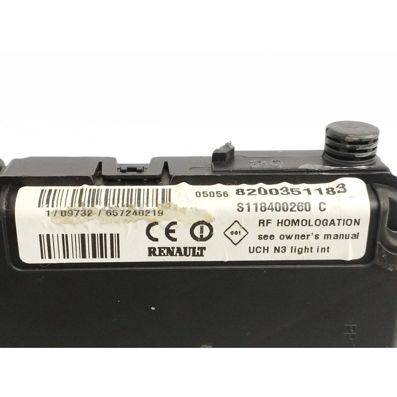 CAJA RELES / FUSIBLES S118400260C