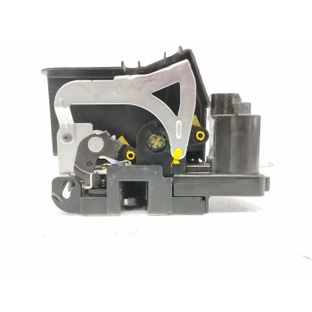 Recambio de cerradura puerta delantera derecha para ssangyong rodius 2.7 turbodiesel cat referencia OEM IAM   